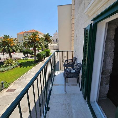 Apartman Eli Supetar Εξωτερικό φωτογραφία